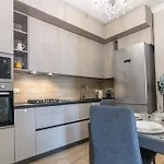 Victor Free Private Parking Апартаменты Санремо