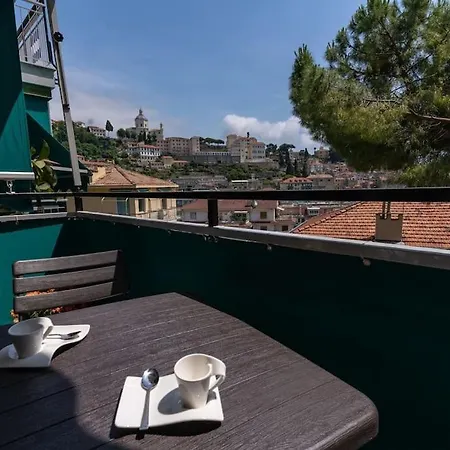 Victor Free Private Parking Apartment