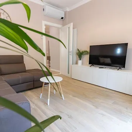 Victor Free Private Parking 公寓